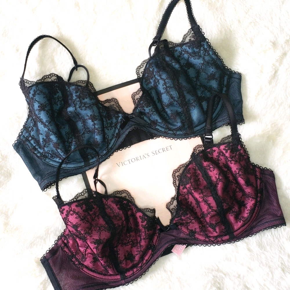 🆕️VS- Vintage Lace Bra